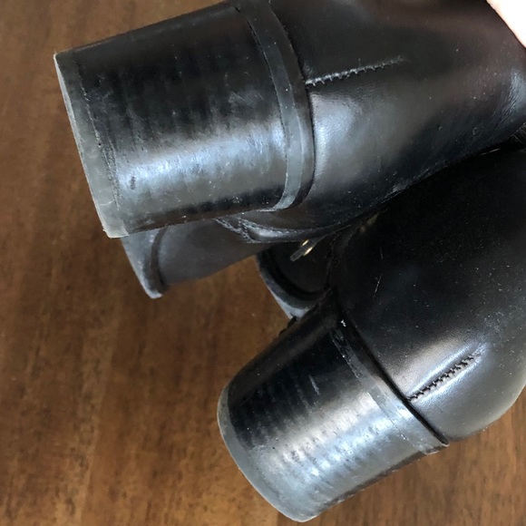 Geox Lia Black Leather Booties - Picture 3 of 10